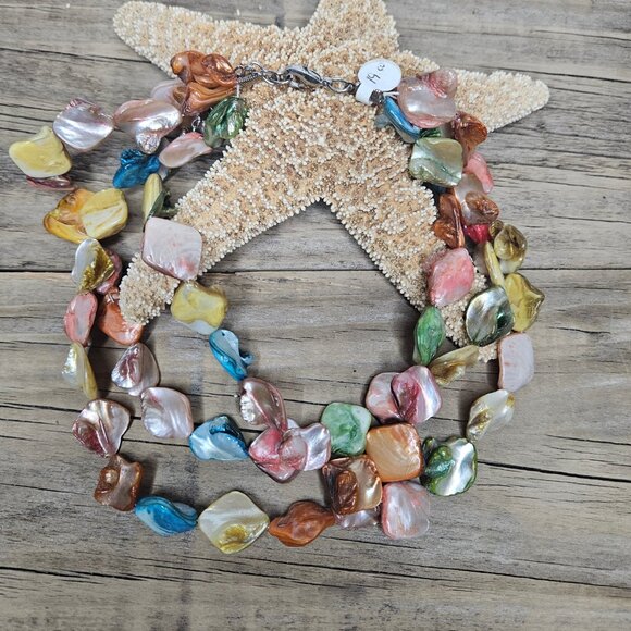 Fashion Pastel color Shell multi Layer Shell Beach Necklace - Picture 4 of 4